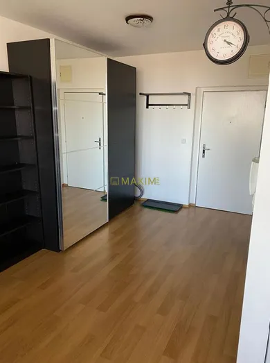 Na predaj 1-izbový byt, 38 m², Bratislava-Nové Mesto, Tomášikova