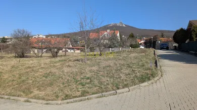 Na predaj pozemok, 936 m², Nitra, Višnová