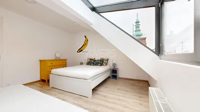 Na predaj 4-izbový byt, 131 m², Bratislava-Staré Mesto, Baštová