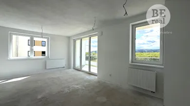 Na predaj 2-izbový byt, 71 m², Pezinok, Sasinkova