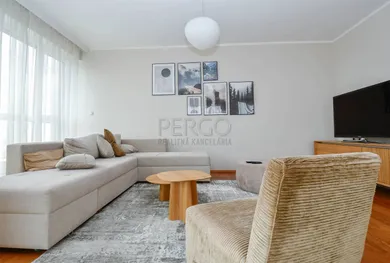 Apartments for rent, 2-room in Bratislava-Staré Mesto · €1,800