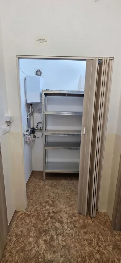 Na prenájom komerčné, 40 m², Nitra, Nedbalova
