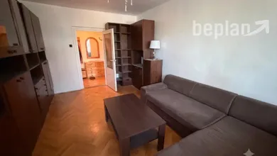 Na prenájom 3-izbový byt, 82 m², Martin, -