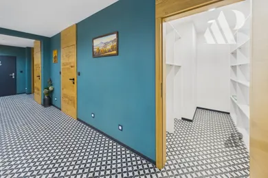 Na predaj 4-izbový byt, 139 m², Bratislava-Staré Mesto, Cintorínska