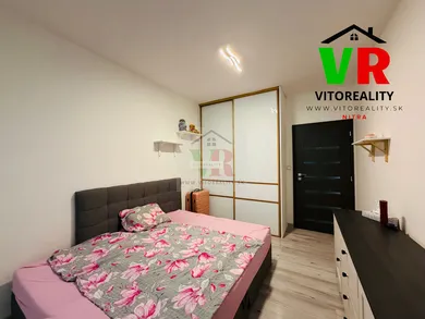 Na prenájom 2-izbový byt, 64 m², Nitra, Kmeťova