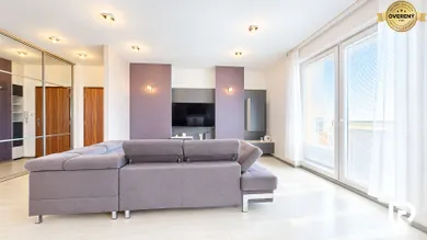 Na predaj 3-izbový byt, 81 m², Senec, Pezinská 43