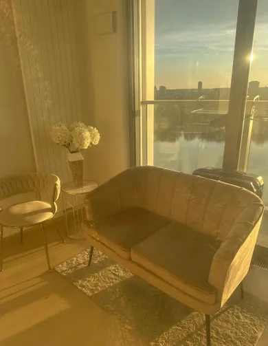 Na prenájom 2-izbový byt, 60 m², Bratislava-Staré Mesto, Pribinova