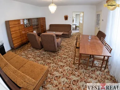Na predaj 4-izbový dom, 148 m², Buková