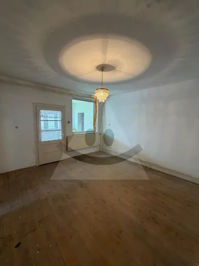 Na predaj 3-izbový dom, Modrany