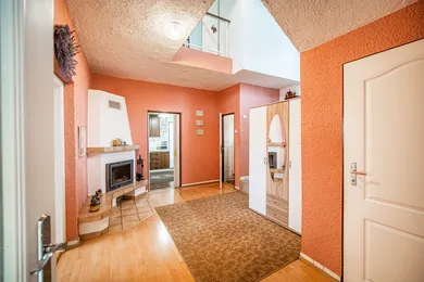 Na predaj 5-izbový dom, 180 m², Limbach, 1. mája