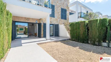 Na predaj 2-izbový byt, 77 m²