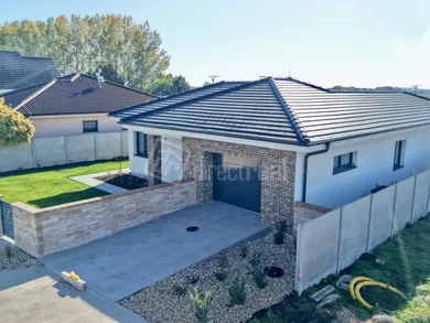 Na predaj dom, 150 m², Dunajská Streda, Veľké Dvborníky - pri jazere