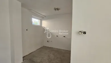 Na predaj 3-izbový dom, 300 m², Alsóregmec