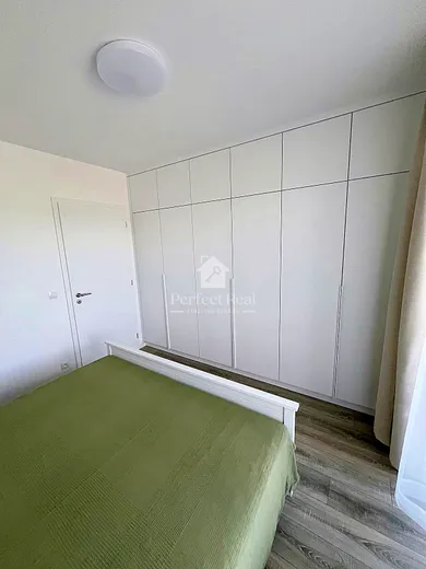 Na prenájom 2-izbový byt, 52 m², Bratislava-Záhorská Bystrica