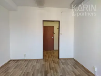 Na prenájom 1-izbový byt, 19 m², Bratislava-Ružinov, Bulharská