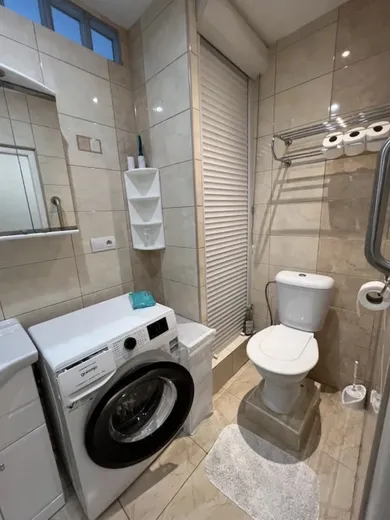 Na prenájom 1-izbový byt, 36 m², Košice-Západ, Trieda SNP
