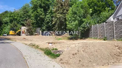 Na predaj pozemok, 404 m², Banská Bystrica