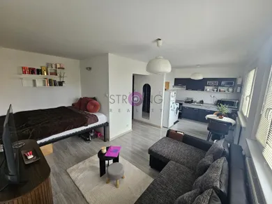 Na prenájom 1-izbový byt, 28 m², Dunajská Streda, Dunajská