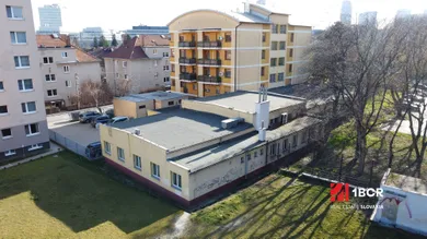 Na predaj objekt, 190 m², Bratislava-Ružinov, Turčianska