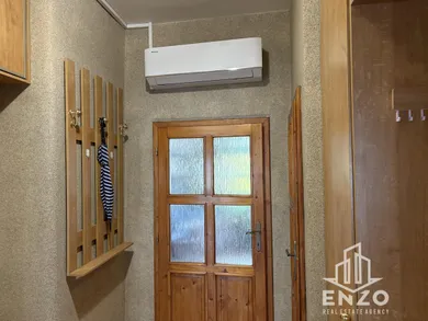 Na prenájom 2-izbový byt, 80 m², Bratislava-Staré Mesto, Obchodná