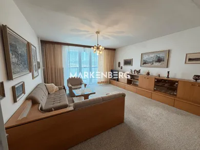 Mieszkania na sprzedaż, 3-pokojowe, Bratislava-Dúbravka · €275 000