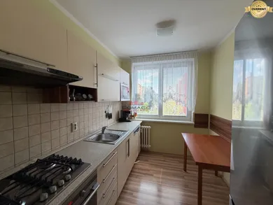 Na prenájom 3-izbový byt, 65 m², Piešťany, Adama Trajana