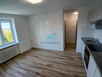 Na predaj 1-izbový byt, 29 m², Dubnica nad Váhom