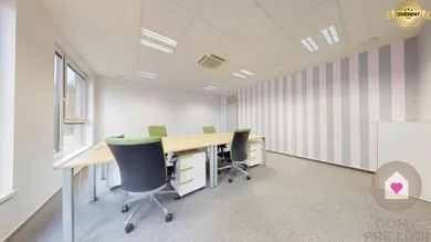 Na prenájom komerčné, 29 m², Bratislava-Ružinov, Košická