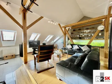 Na predaj 4-izbový byt, 127 m², Žilina, Radlinského