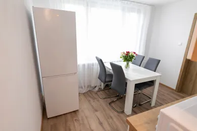 Na prenájom 1-izbový byt, 39 m², Zvolen, Gen. Asmolova