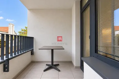Na prenájom 3-izbový byt, 71 m², Bratislava-Staré Mesto, Žižkova