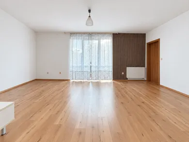 Mieszkania na wynajem, 4-pokojowe, Bratislava-Podunajské Biskupice · €900
