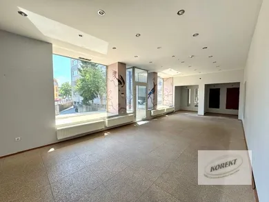 Na predaj komerčné, 176 m², Nové Zámky, Turecká