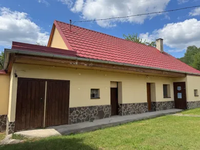 Na predaj dom, 187 m², Prašník