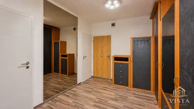 Na predaj 3-izbový byt, 83 m², Piešťany, Teplická