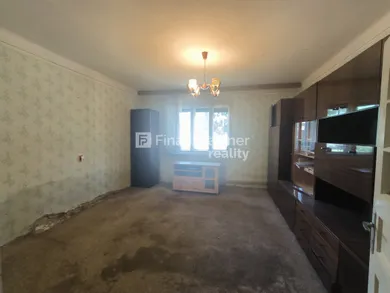 Na predaj 3-izbový dom, 180 m², Dolné Saliby