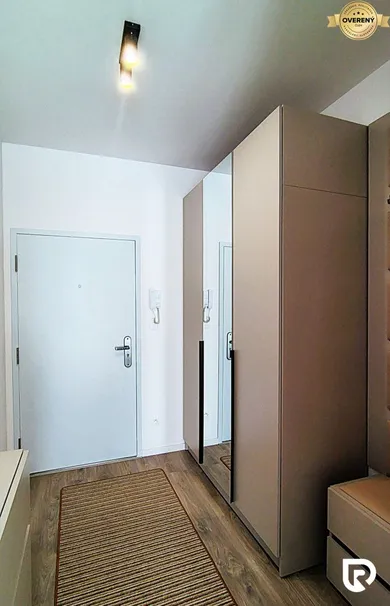 Na prenájom 1-izbový byt, 37 m², Sekule, Cintorínska