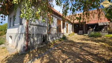 Na predaj 2-izbový dom, 160 m², Vysoká