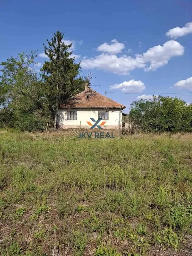 Domy na sprzedaż, 3-pokojowe, Komárno · €66 000