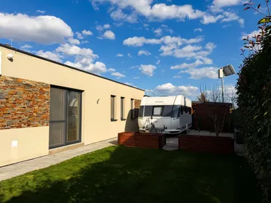 Na predaj 4-izbový dom, 452 m², Hviezdoslavov, Stromová ulica