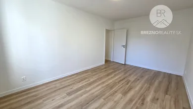 Na predaj 2-izbový byt, 51 m², Valaská