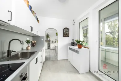 Na predaj 2-izbový byt, 77 m², Bratislava-Karlova Ves, Pod Rovnicami