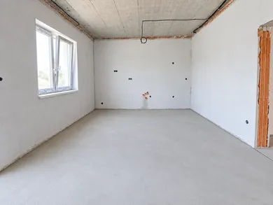 Na predaj 3-izbový byt, 80 m², Gabčíkovo
