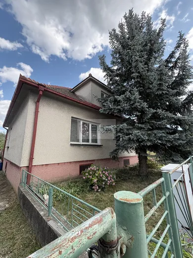 Domy na prenájom, Bratislava-Dúbravka · €1 600