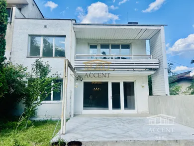 Дома на продажу, 5-комнатные, Bratislava-Dúbravka · €639 000