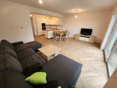 Na predaj 5-izbový dom, 62 m², Cífer
