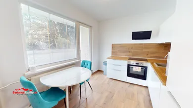Na predaj 2-izbový byt, 61 m², Považská Bystrica