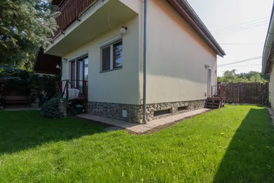 Na prenájom 4-izbový dom, 210 m², Bratislava-Záhorská Bystrica