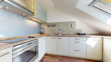 Na predaj 4-izbový byt, 93 m², Bratislava-Podunajské Biskupice