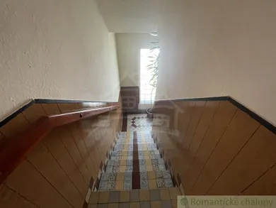 Na predaj dom, Bánov